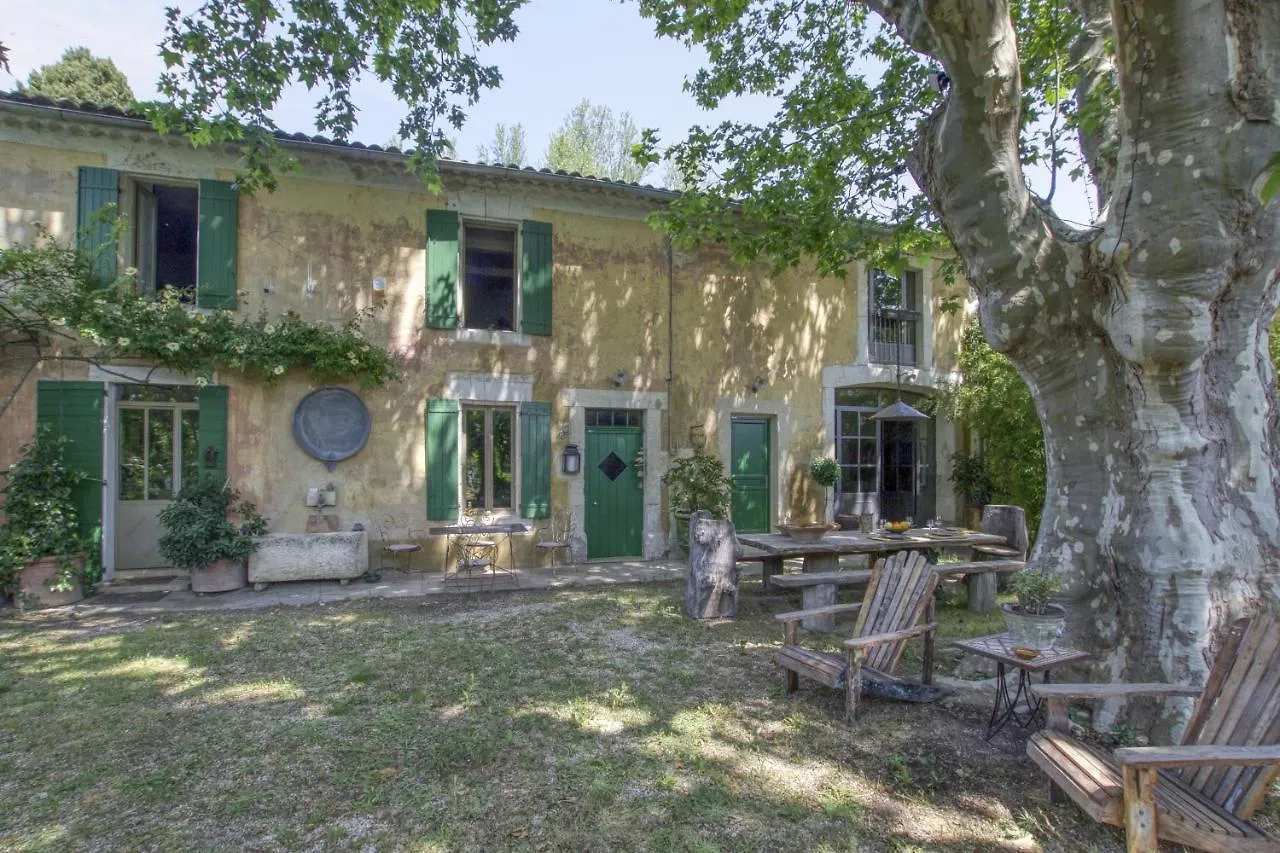 Le Mas Des Anges Cabannes Apartment